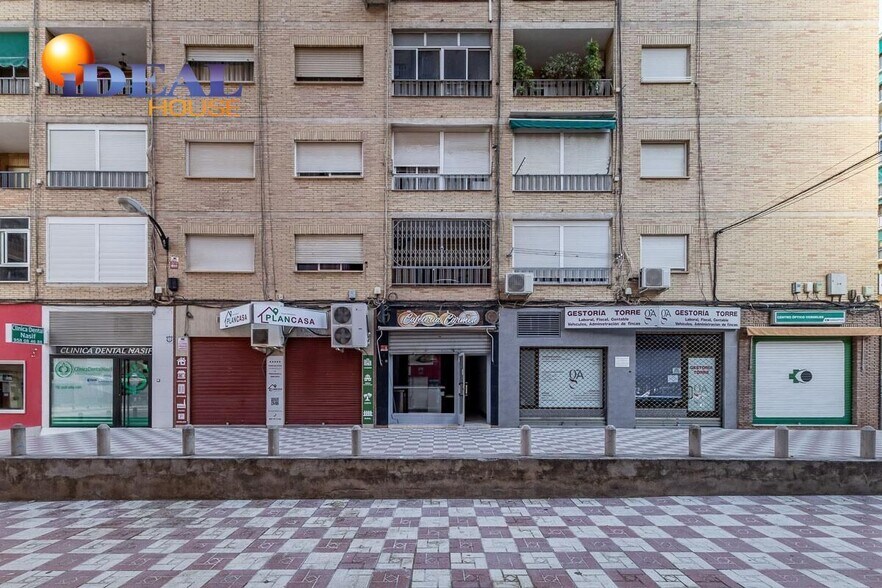 Retail in Granada, Granada for sale - Building Photo - Image 2 of 13