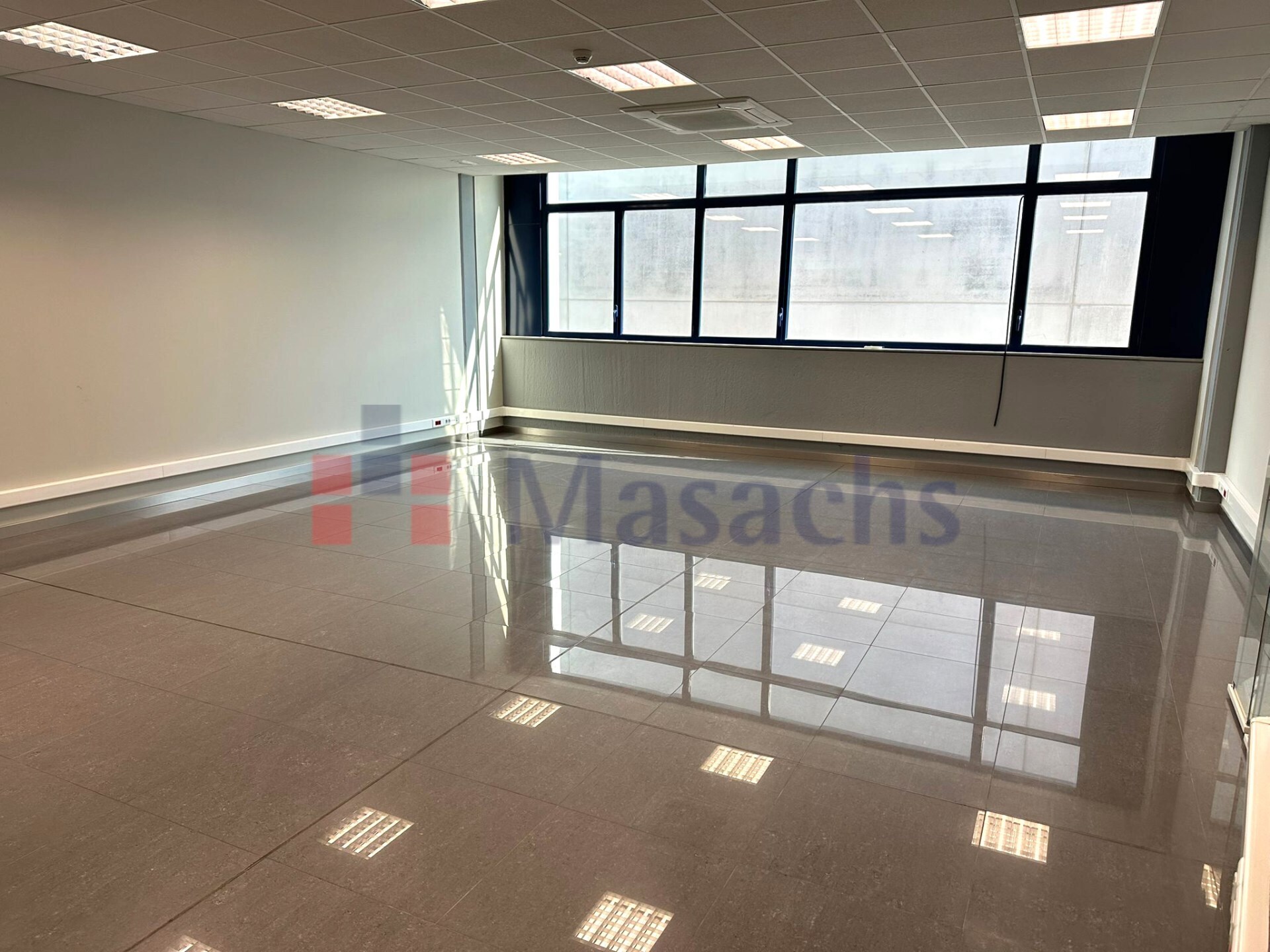 Bureau dans Rubí, Barcelona à louer Photo intérieure- Image 1 de 3