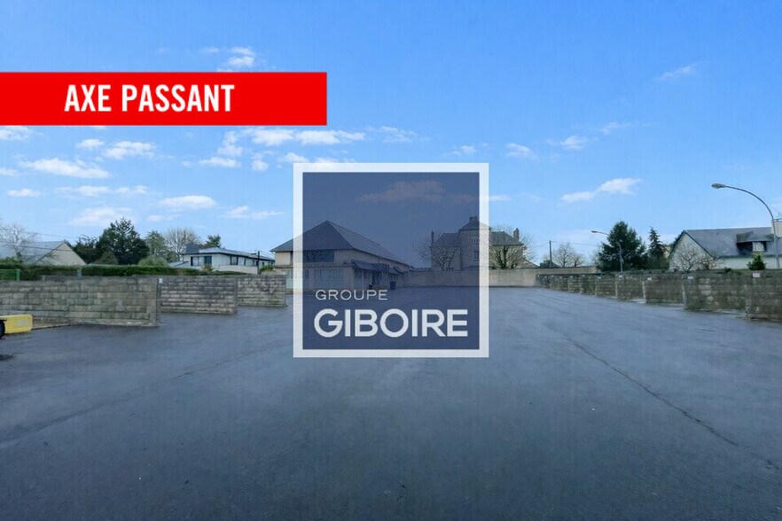 Industrial in Montgermont for lease - Building Photo - Image 2 of 10