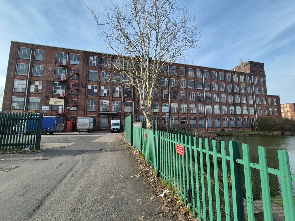 Gower St, Bolton for lease Primary Photo- Image 1 of 4
