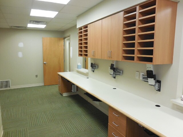 1395 State Route 23, Butler, NJ à vendre - Photo intérieure - Image 2 de 5