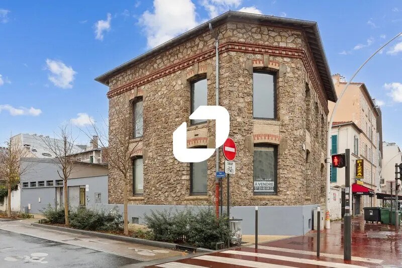 Bureau dans Montrouge à louer - Photo du bâtiment - Image 3 de 15