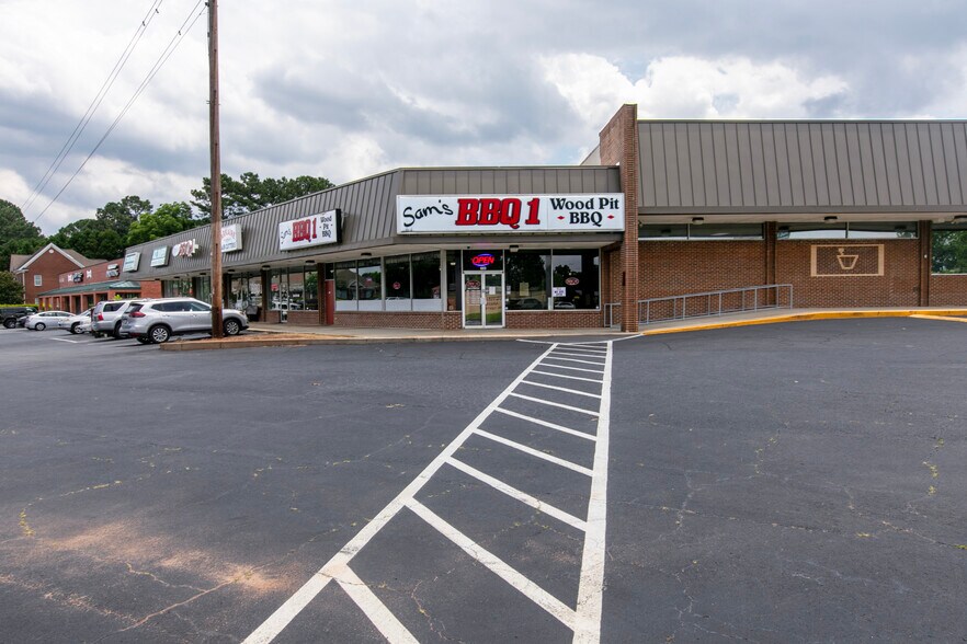 4934-4948 Lower Roswell Rd, Marietta, GA à louer - Photo du bâtiment - Image 2 de 12