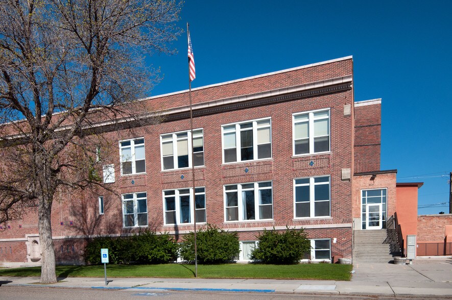 225 E Reeder St, Dillon, MT à louer - Photo principale - Image 1 de 4