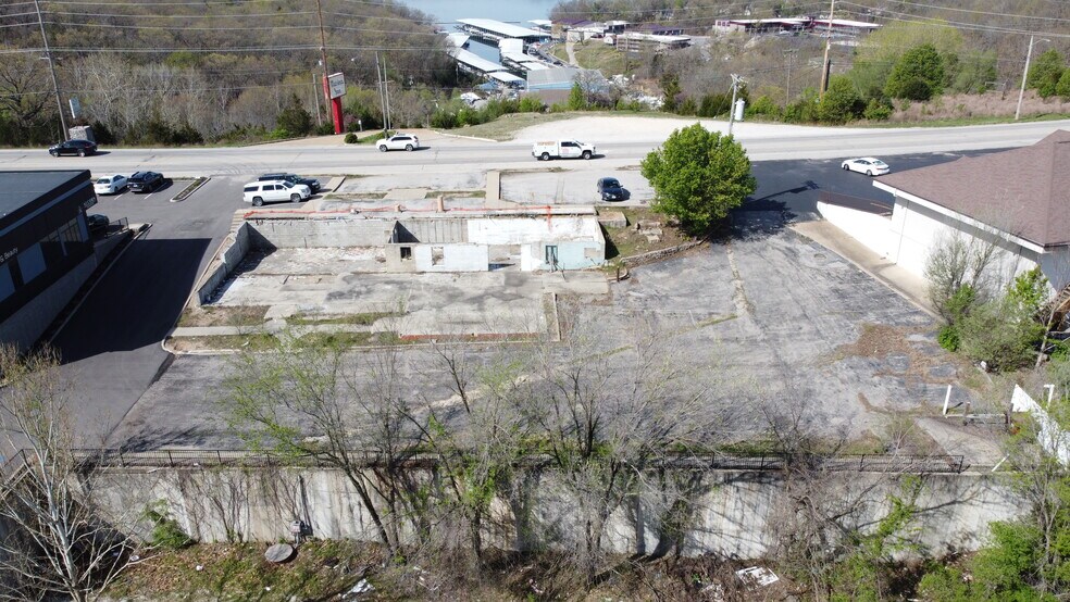 3285 Bagnell Damn Blvd, Lake Ozark, MO for sale - Primary Photo - Image 1 of 23