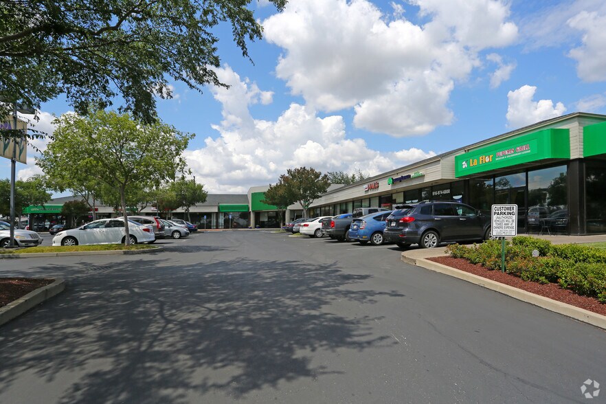 2440 Fulton Ave, Sacramento, CA à louer - Photo du bâtiment - Image 2 de 5