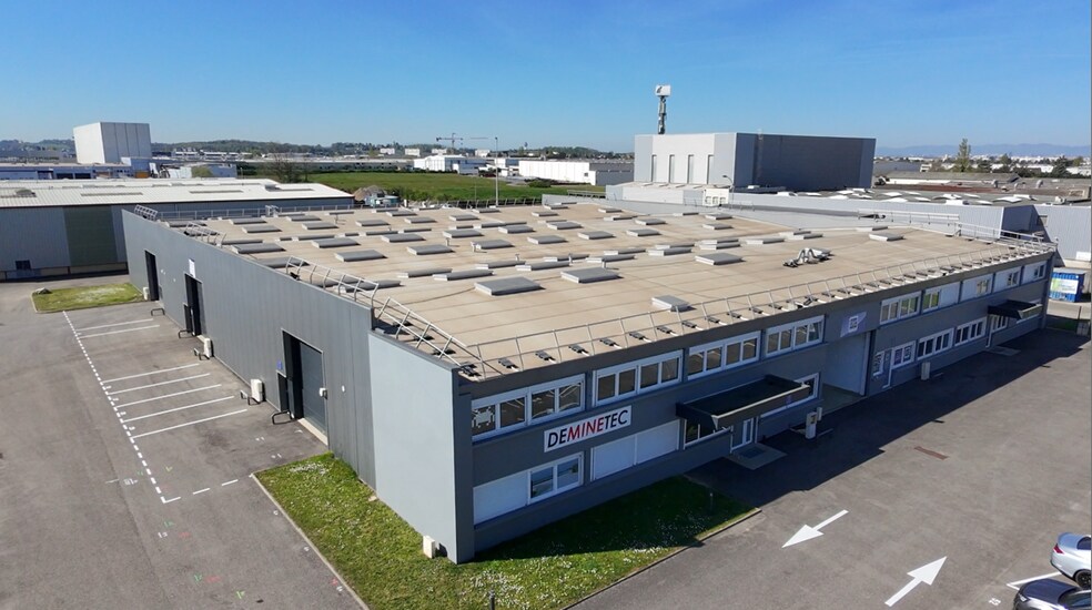 9 Avenue Du Maréchal De Lattre De Tassigny, Meyzieu for lease - Primary Photo - Image 1 of 20