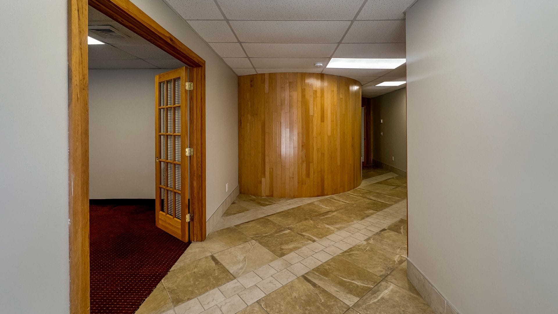 2030 Straits Tpke, Middlebury, CT for lease Interior Photo- Image 1 of 10