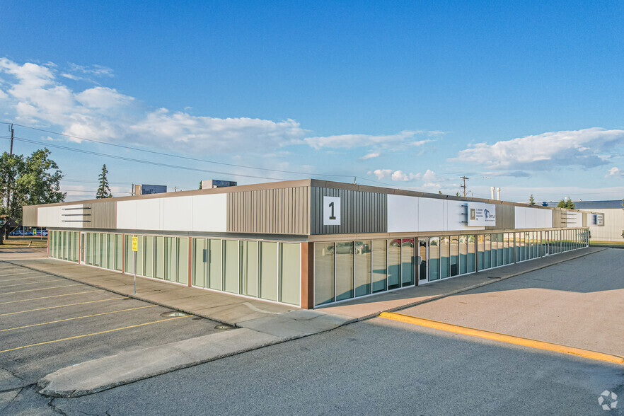 8905 51 Ave NW, Edmonton, AB for lease - Building Photo - Image 1 of 4