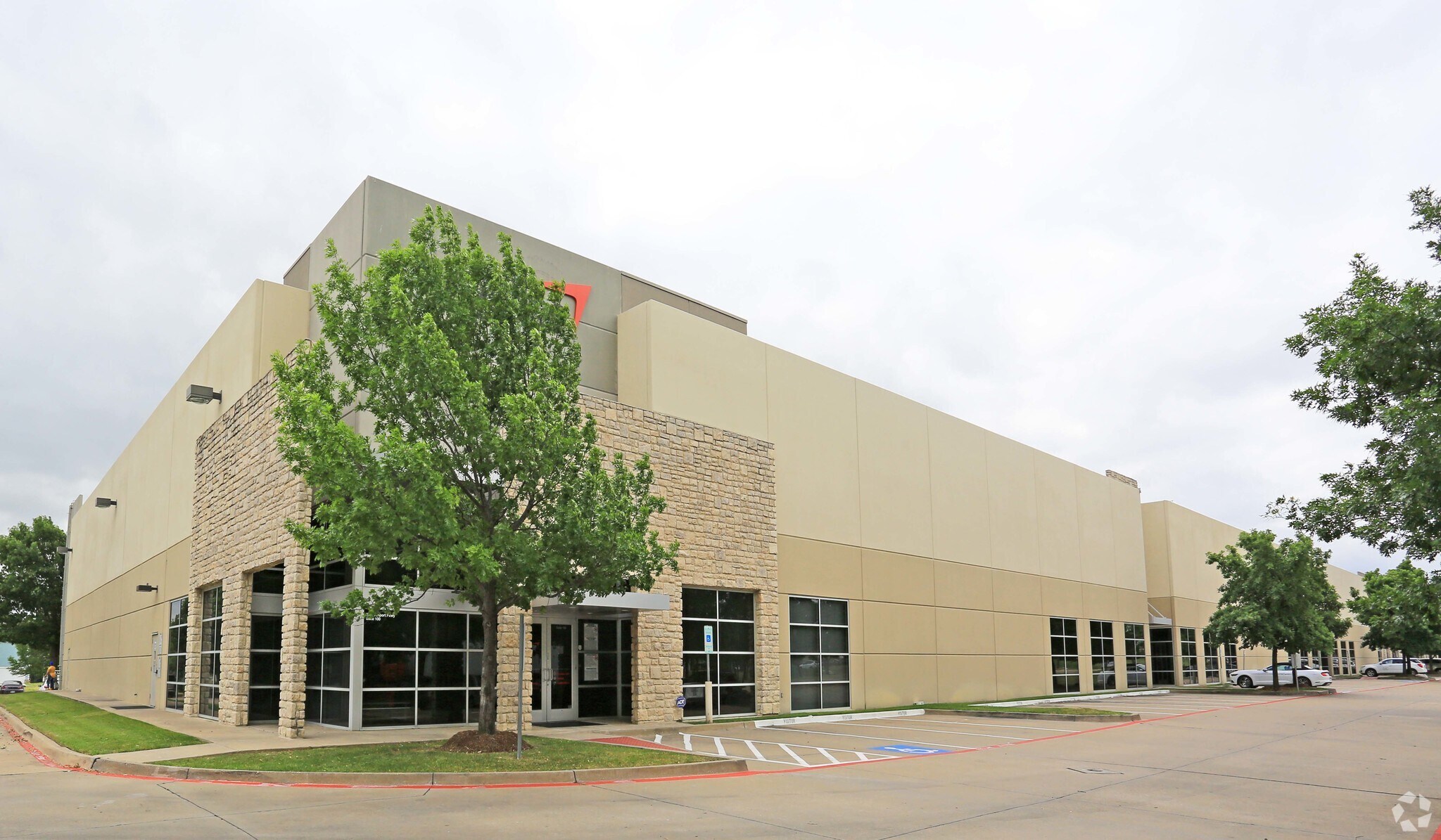 700 Freeport Pky, Coppell, TX à louer Photo principale- Image 1 de 13