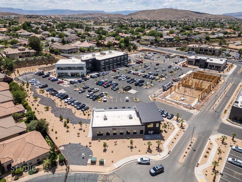 1450 S River Rd, St George, UT à louer - Photo du bâtiment - Image 3 de 9