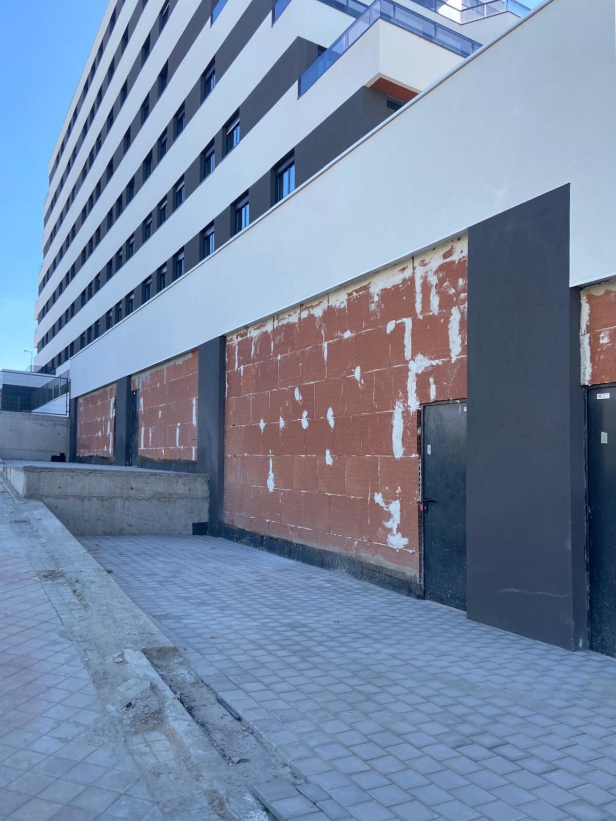 Calle Carmen Pinos, 29, Tres Cantos, Madrid for lease Interior Photo- Image 1 of 8