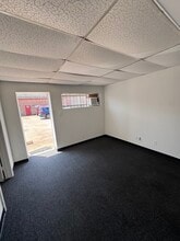 1919 W Sam Houston Pky N, Houston, TX for lease Interior Photo- Image 2 of 11