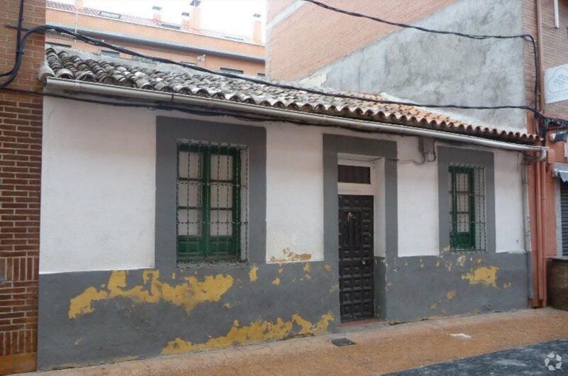 Calle Velasco, 11, Getafe, Madrid for sale - Primary Photo - Image 1 of 2