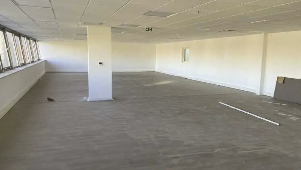 Flex in Rosny-sous-Bois for lease Interior Photo- Image 1 of 3