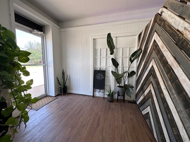 1032 Hickory St, Colorado City, TX for sale - Interior Photo - Image 2 of 22