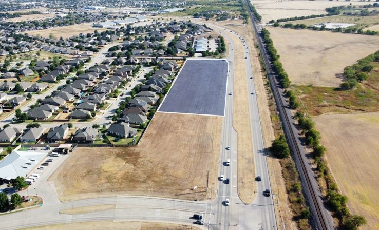 1370 NW John Jones Dr, Burleson, TX à vendre Photo du bâtiment- Image 1 de 3