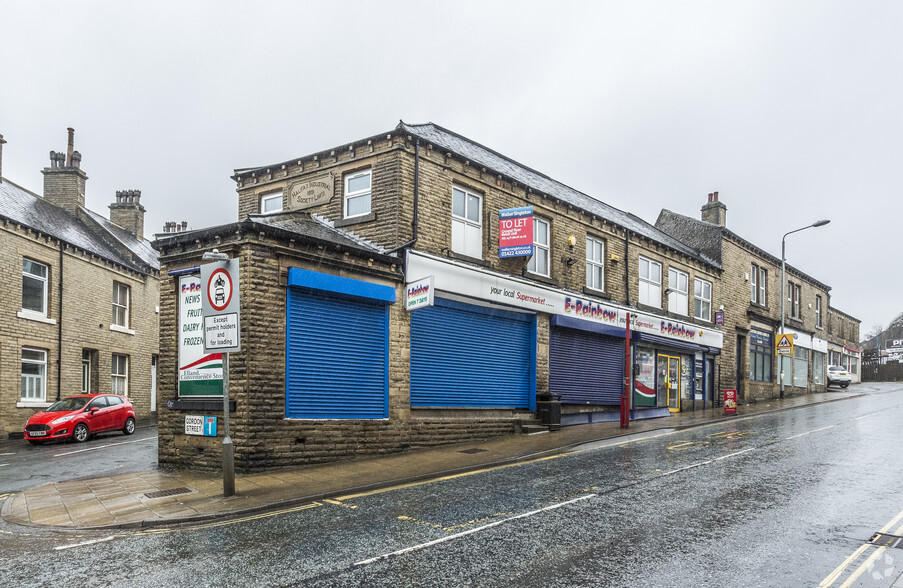 7 Victoria Rd, Elland for lease - Primary Photo - Image 1 of 5