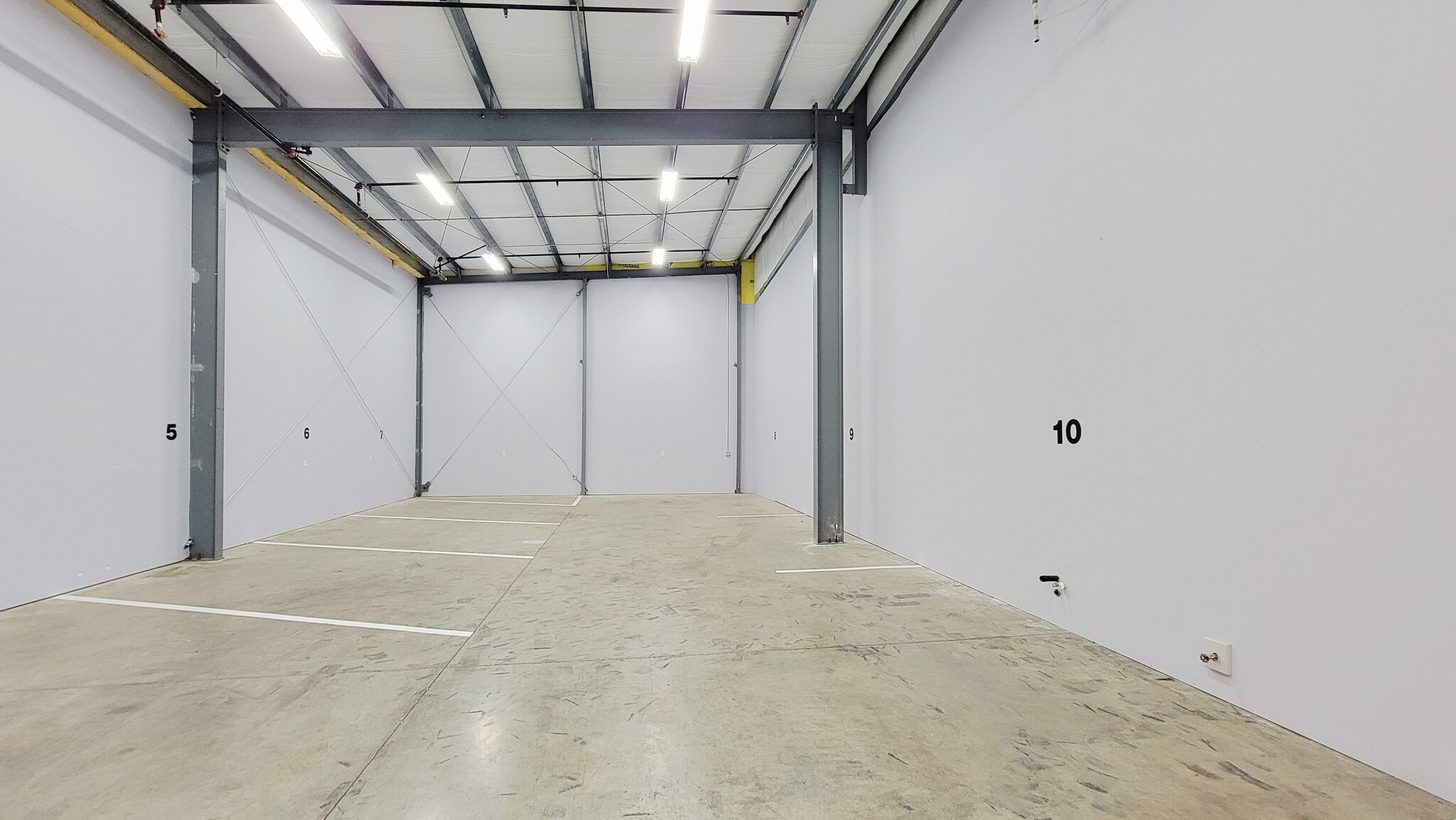 2345 McGilchrist St SE, Salem, OR à louer Photo intérieure- Image 1 de 7