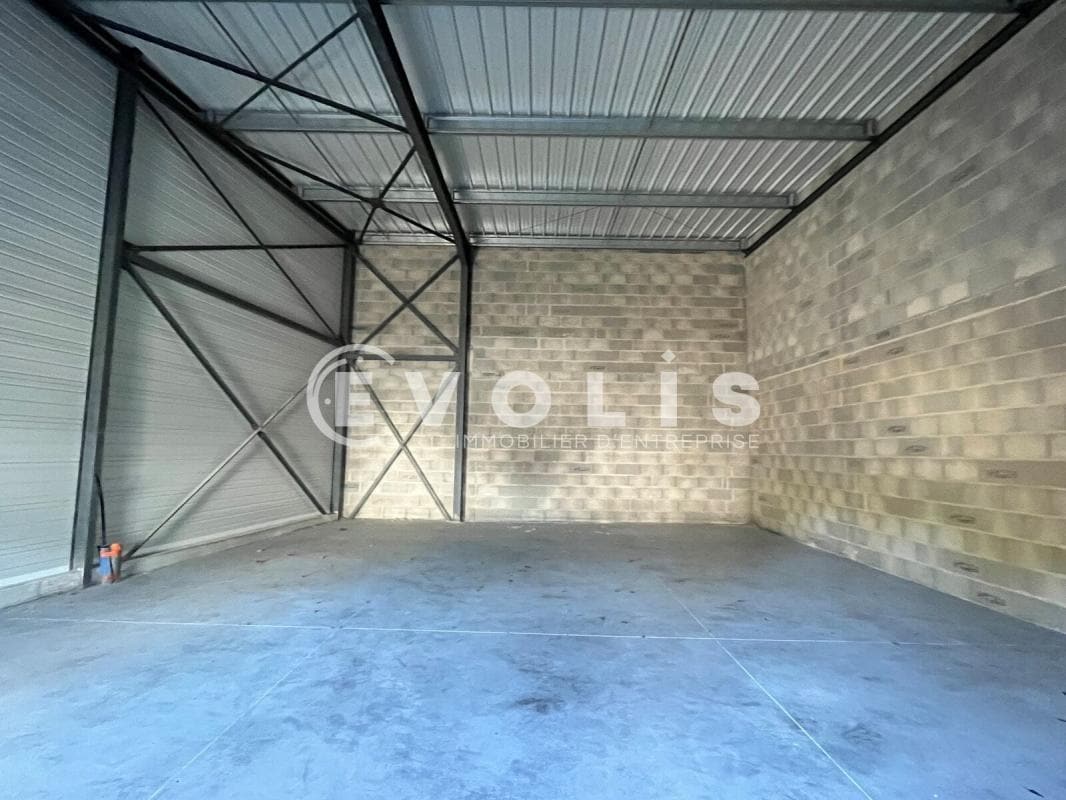 12 Rue Franklin, Bassens for sale Interior Photo- Image 1 of 8