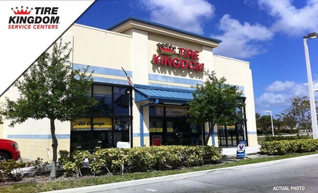 Plus de détails pour 19850 NW 27th Ave, Miami Gardens, FL - Commerce de détail à vendre