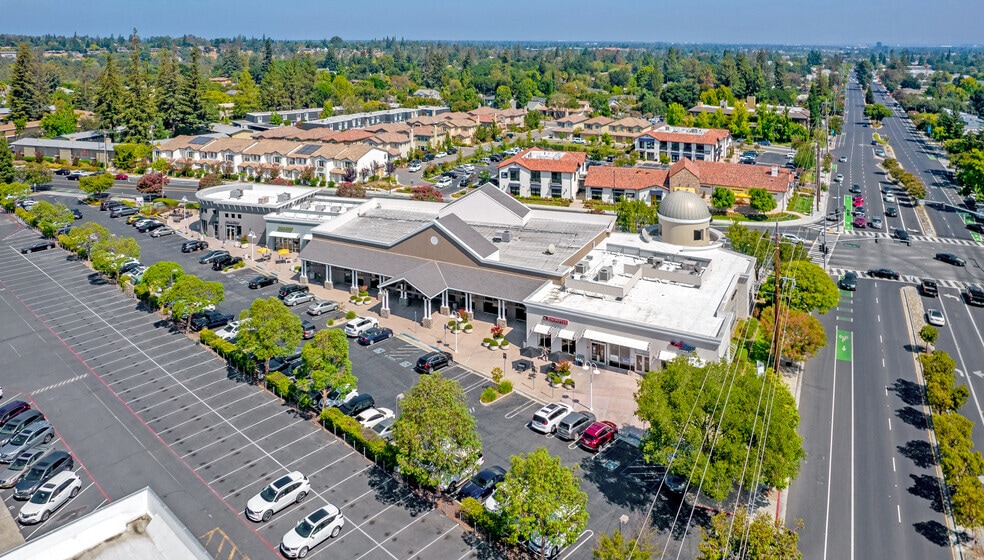 624-640 Blossom Hill Rd, Los Gatos, CA for lease - Building Photo - Image 2 of 5