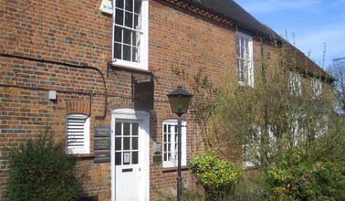 30 Shepherds Ln, Beaconsfield à louer Photo du bâtiment- Image 1 de 3