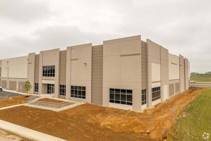 2230 Newlins Mill Rd, Easton, PA à louer - Photo principale - Image 1 de 1