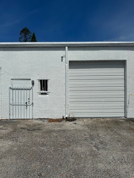 3400 NE 6th Ter, Pompano Beach, FL à louer - Photo du bâtiment - Image 2 de 11