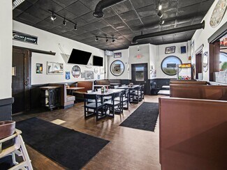 Plus de détails pour 211 E Main St, Hart, MI - Spécialité à vendre