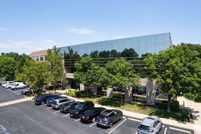 More details for 5555 Winghaven Blvd, O'Fallon, MO - Office for Sale
