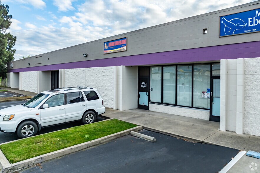 55 Quinta Ct, Sacramento, CA à vendre - Photo du bâtiment - Image 3 de 14