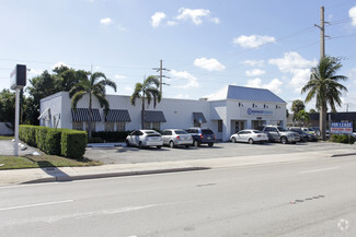 Plus de détails pour 1800 E Commercial Blvd, Fort Lauderdale, FL - Médical à louer