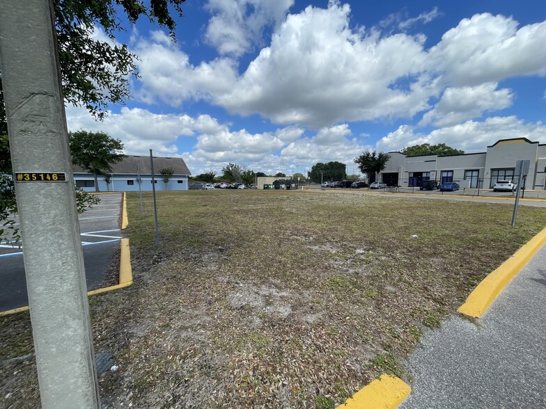 2249 Fortune Rd, Kissimmee, FL à vendre - Photo de construction - Image 1 de 1