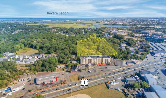 35 Morris St, Revere, MA à vendre - Photo du bâtiment - Image 3 de 6
