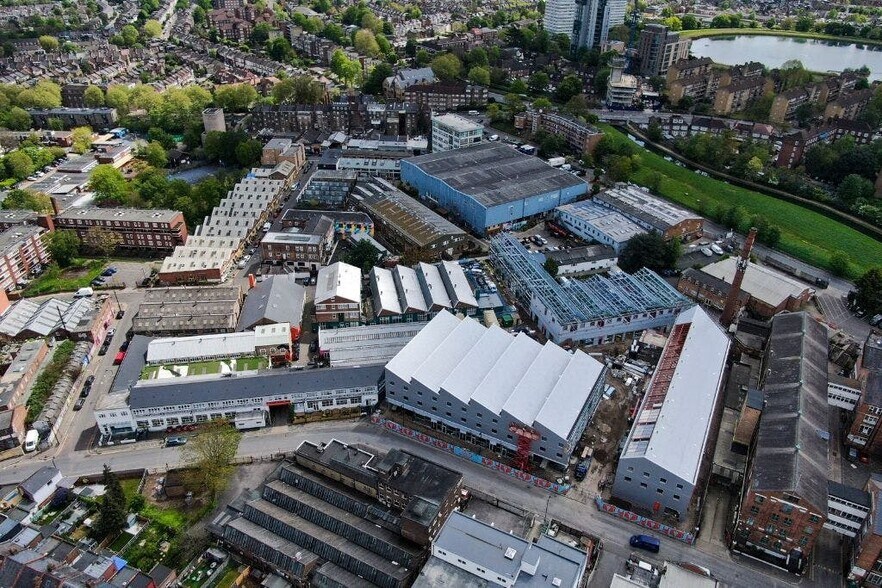 108 Vale Rd, Londres à louer - Photo du bâtiment - Image 1 de 83