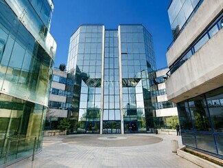 Plus de détails pour 22 Quai Gallieni, Suresnes - Bureau à louer