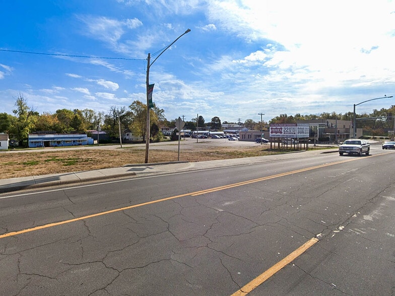 107 N Franklin St, Cuba, MO for sale - Building Photo - Image 2 of 2