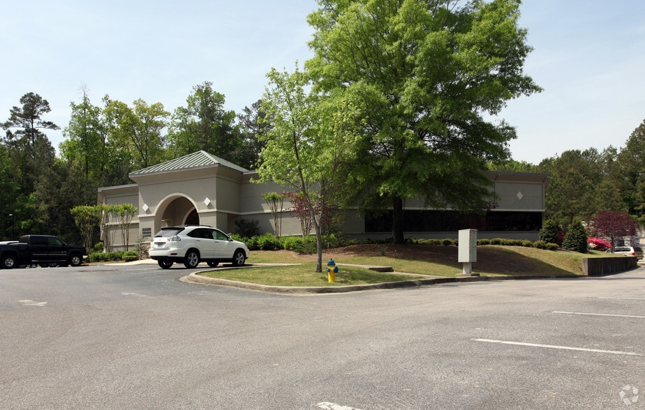2111 Parkway Office Cir, Hoover, AL for lease - Building Photo - Image 3 of 7