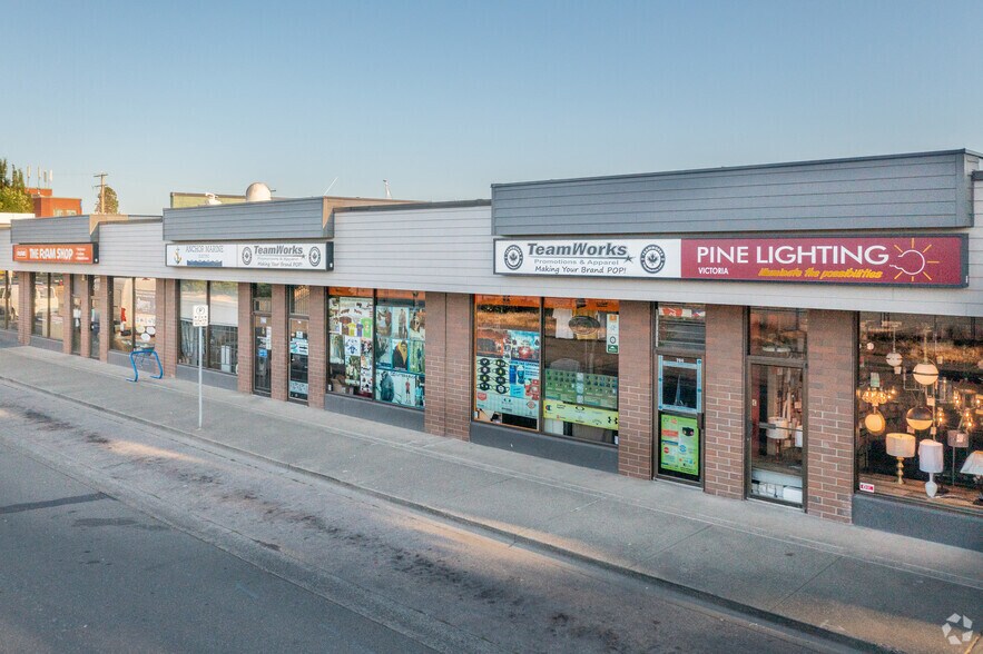 774 Spruce Ave, Victoria, BC for sale - Primary Photo - Image 1 of 1