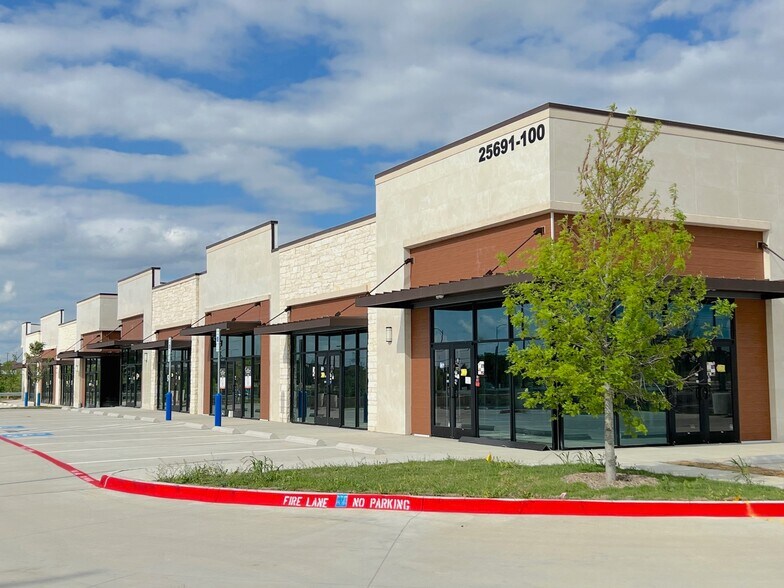 25691 Smotherman Rd, Frisco, TX à louer - Photo du bâtiment - Image 1 de 3