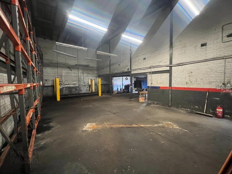 161-163 Clandeboye Rd, Bangor for lease - Interior Photo - Image 3 of 3