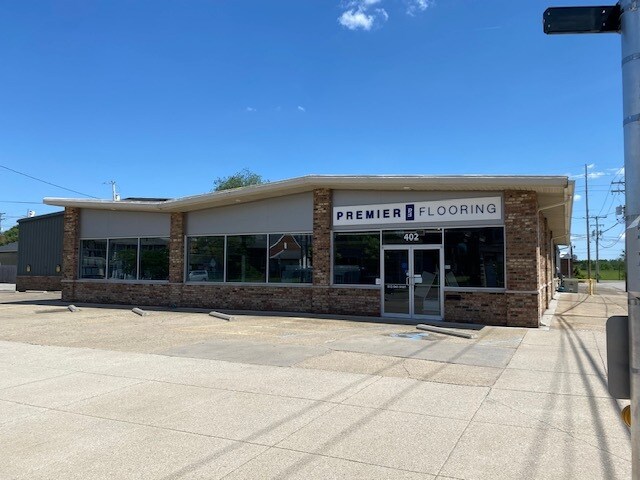 400-402 E Market St, New Albany, IN à vendre - Photo du bâtiment - Image 1 de 10
