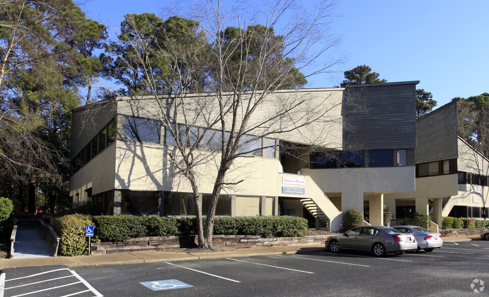 38 New Orleans Rd, Hilton Head Island, SC à louer - Photo du bâtiment - Image 2 de 2