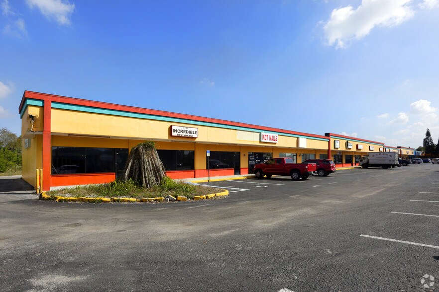 1479-1499 Belcher Rd S, Clearwater, FL à louer - Photo du bâtiment - Image 3 de 19