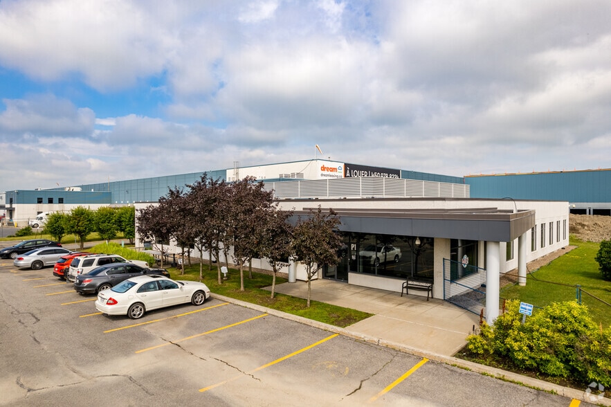 401 Rue Marie-Curie, Vaudreuil-dorion, QC à louer - Photo du bâtiment - Image 3 de 14
