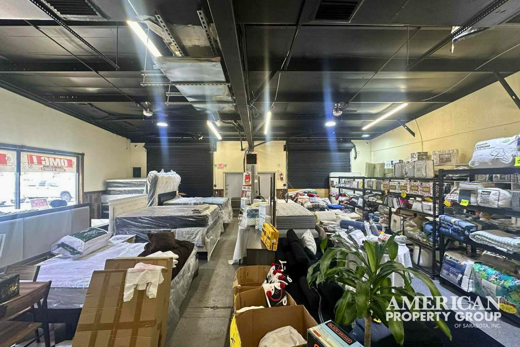 7040 15th St E, Sarasota, FL for lease Interior Photo- Image 1 of 3