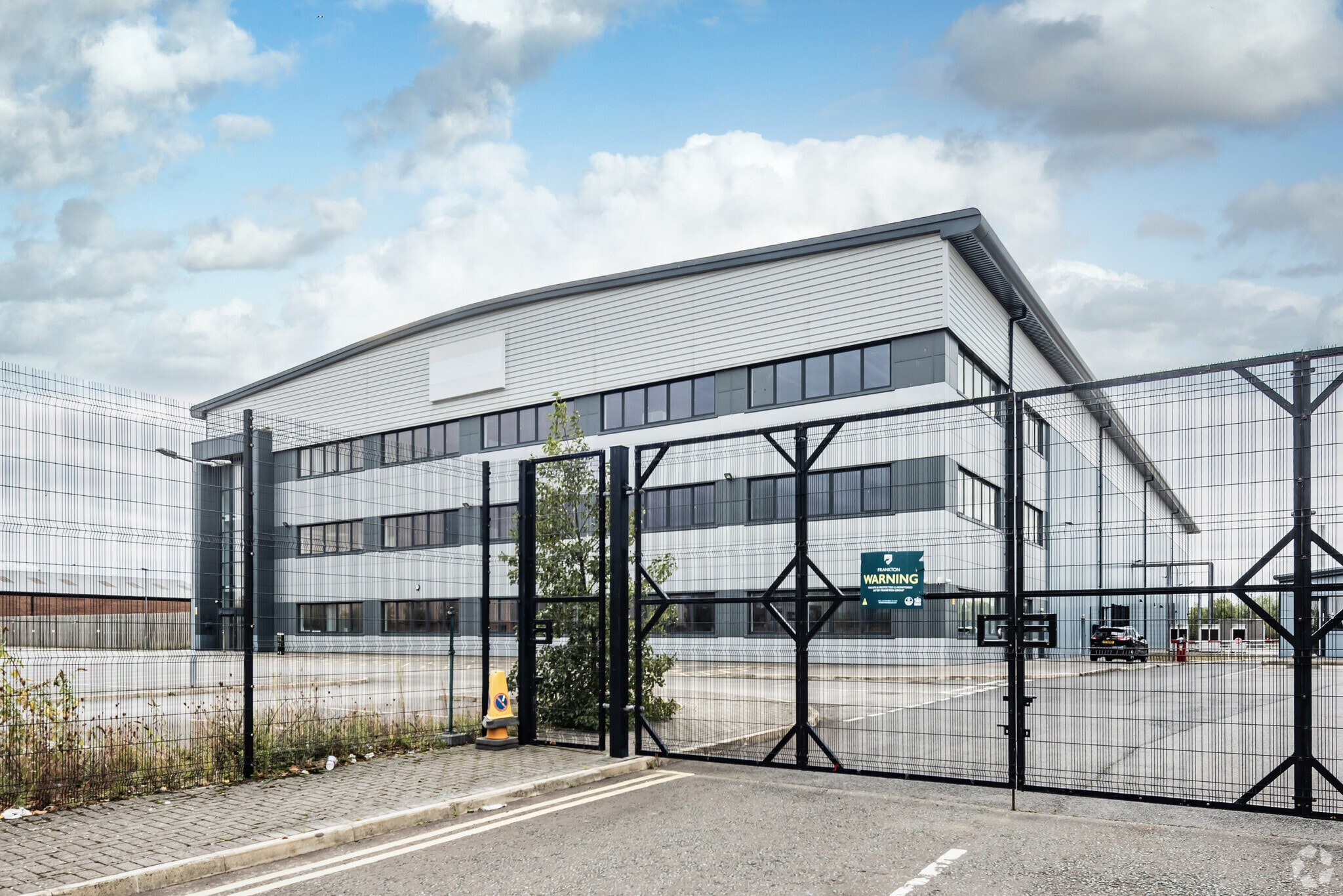 Dennis Rd, Widnes for lease Primary Photo- Image 1 of 3