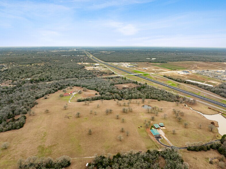 18428 State Highway 6 S, College Station, TX à vendre - Photo du bâtiment - Image 3 de 4