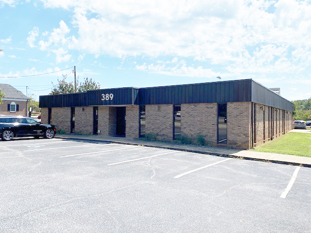 389 E Henry St, Spartanburg, SC for lease - Building Photo - Image 2 of 11